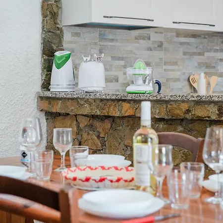 Casa P - Relax Nel A Ezzi Minori * Cuile Ezi Mannu